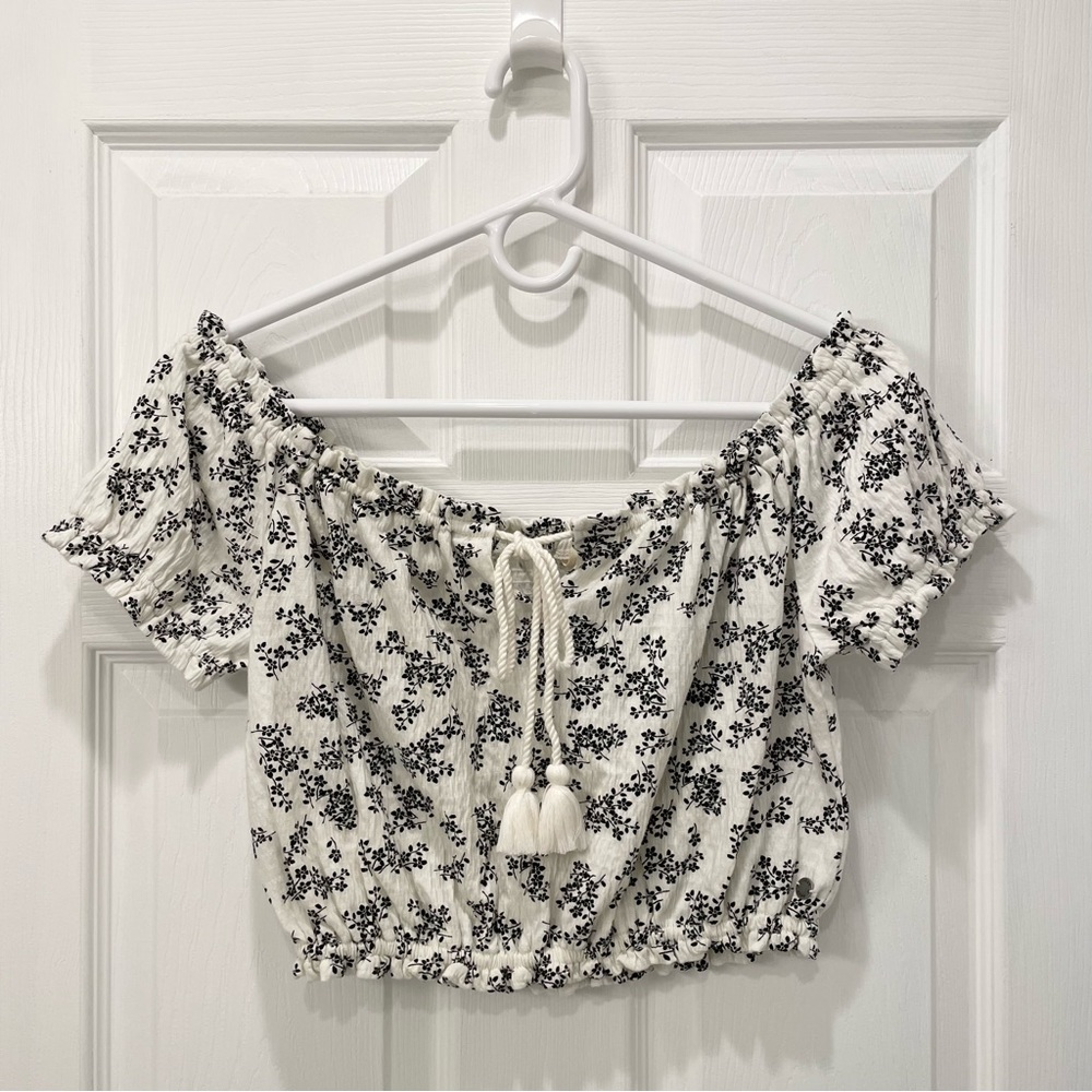 Roxy Floral Off The Shoulder Crop Top